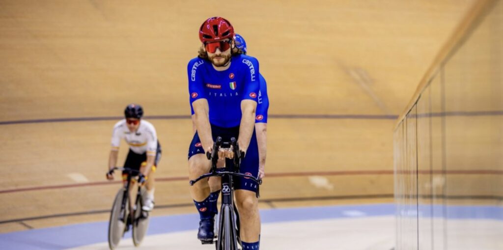 Davide Plebani guida Bernard al bronzo iridato nell'inseguimento su