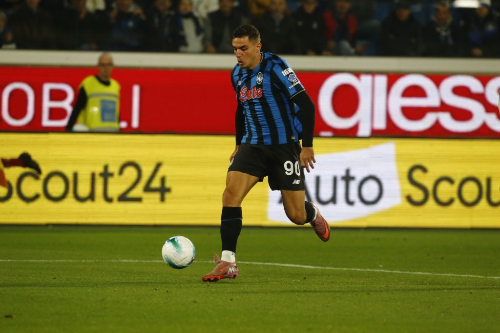 2e044836 7a43 4c88 988e c2b7aa35b499