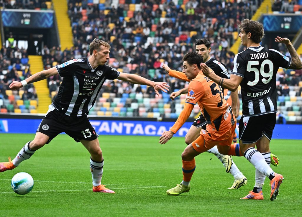 9c7d9f1c 3375 4c37 8b27 57d94d4a893b