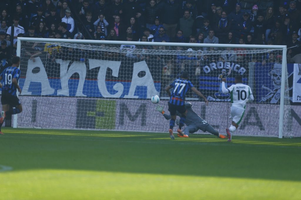 ca747b65 b103 4299 ba71 b51a106e6092 1