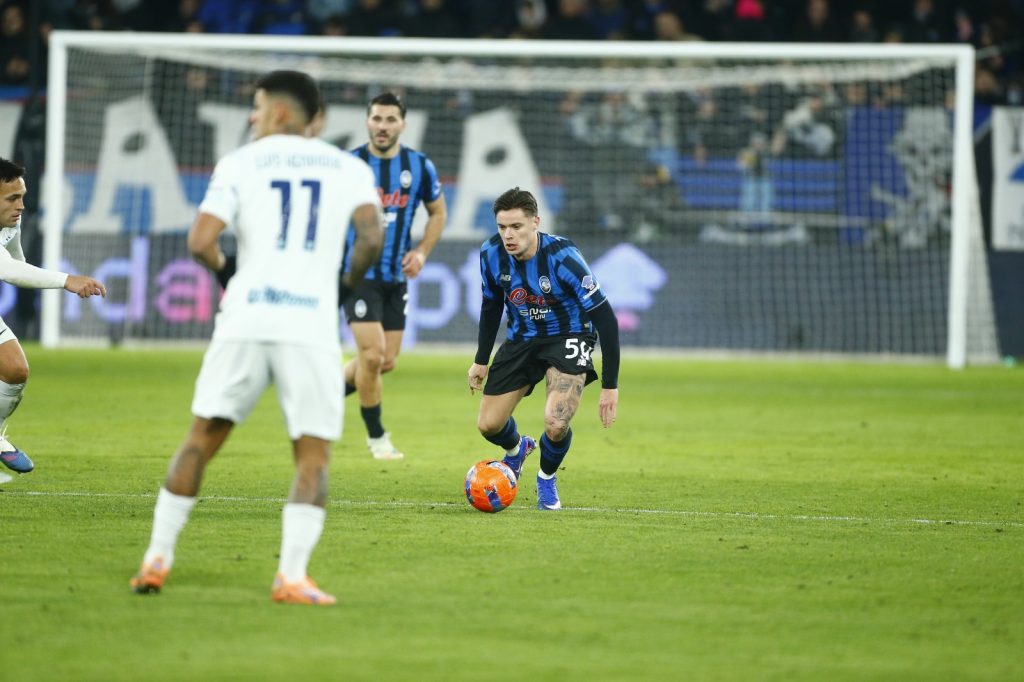 12a5e370 a6f7 4d03 b859 42316cb328ad