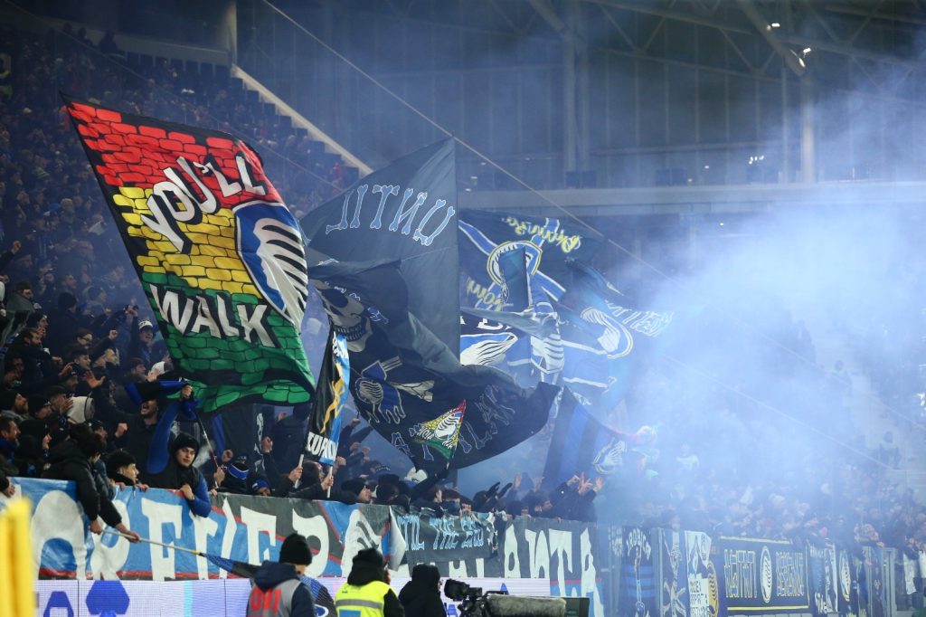 163a39a1 da02 43eb b7a9 b8c103e2ef93