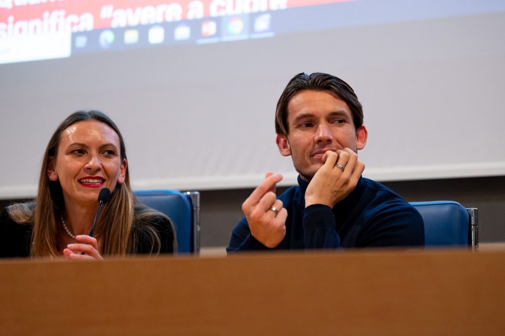 PHOTO 2025 12 04 21 11 35 1