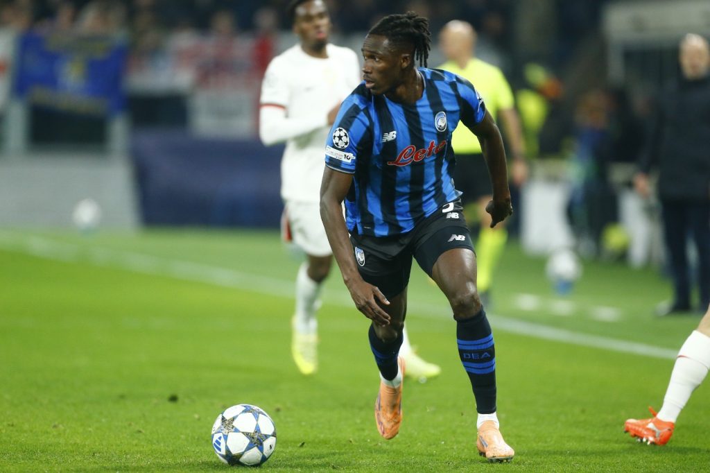 e6ac5402 3904 4d1a ad5b eb5b71599ebd