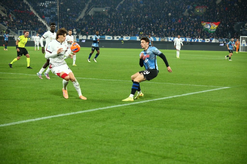 ec27a72a f090 459a 9524 9f4c56fd1a17