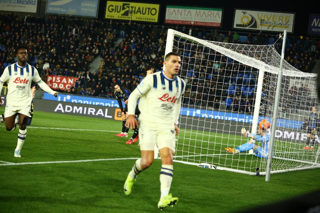 08eb0a8b 7cfe 47a2 95cf 1f734de8c981