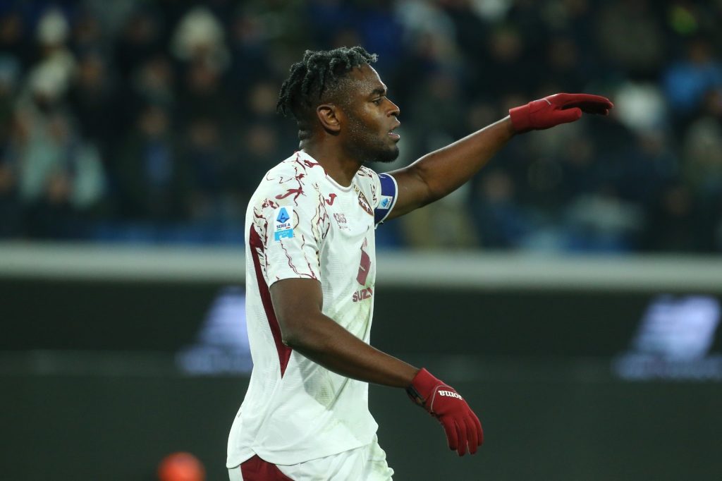 2d7bae10 e16e 47f4 973d dbc4cee62851