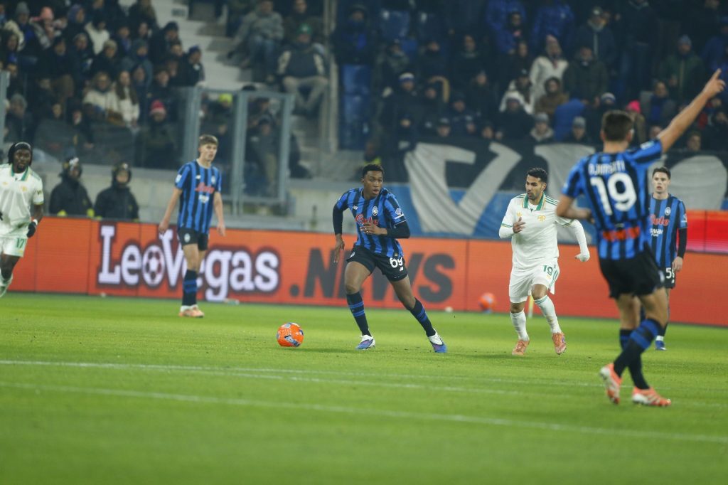 37eaa094 d8bb 4ea9 8630 9b87bc2dd1c3