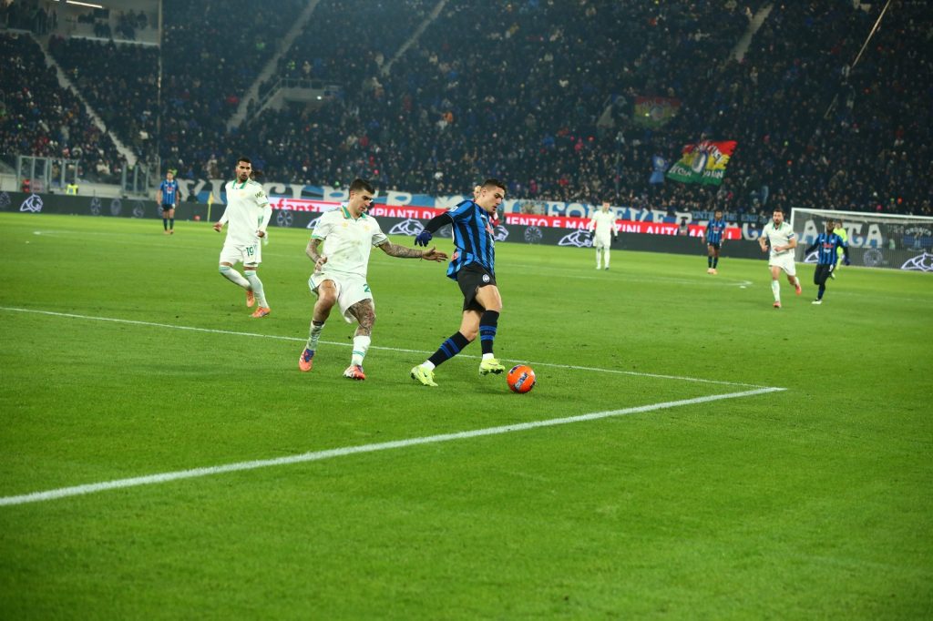 9e1ba79c 4cd0 4c39 9c27 4086e314bc85