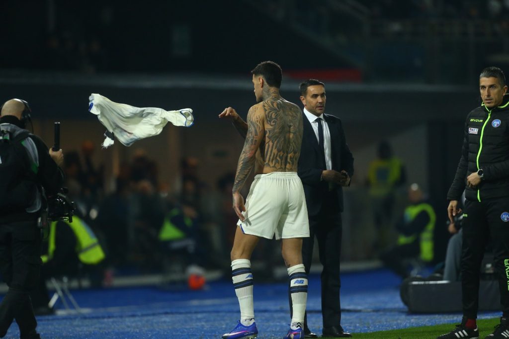 a6b2efde 5390 476d af04 663ff02a006a