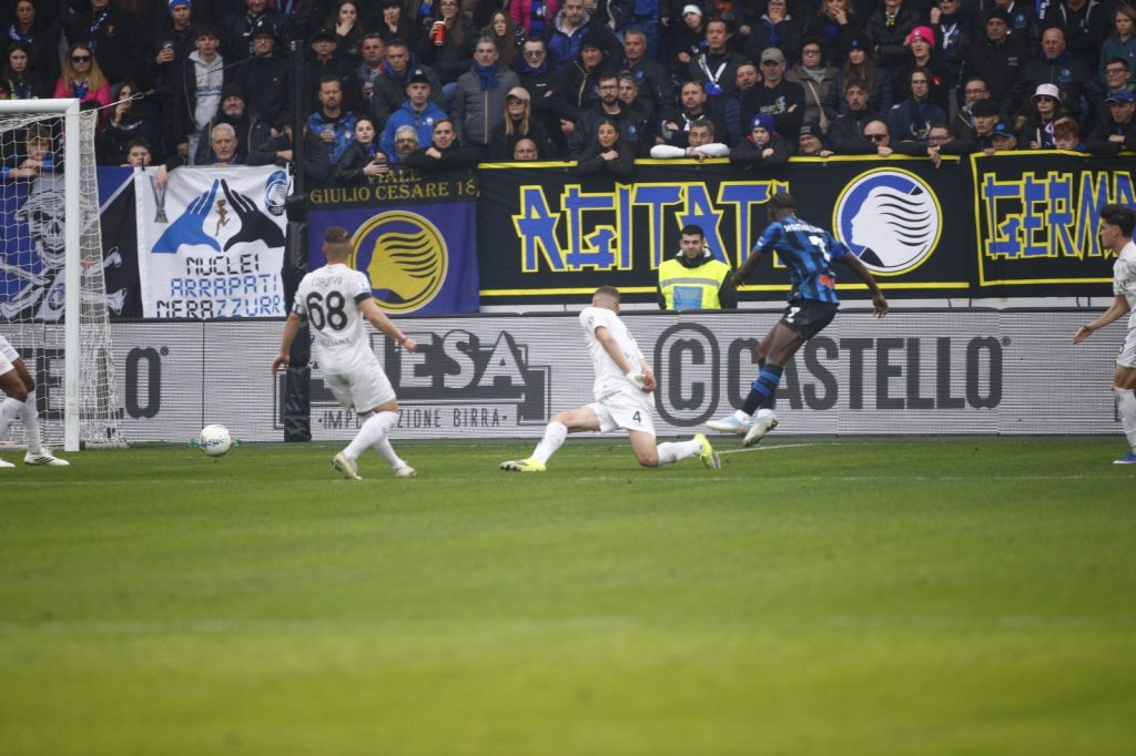 47d745b0 a91d 4f1f b9a4 ea9e5f504003