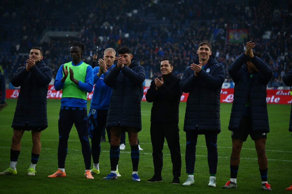 e2d2c5ae 49a2 4a7c a979 0d7d69f06278