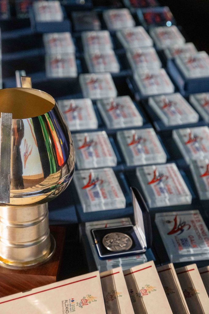 04af73a6 37ad 4e92 823e 5506e934ee2b