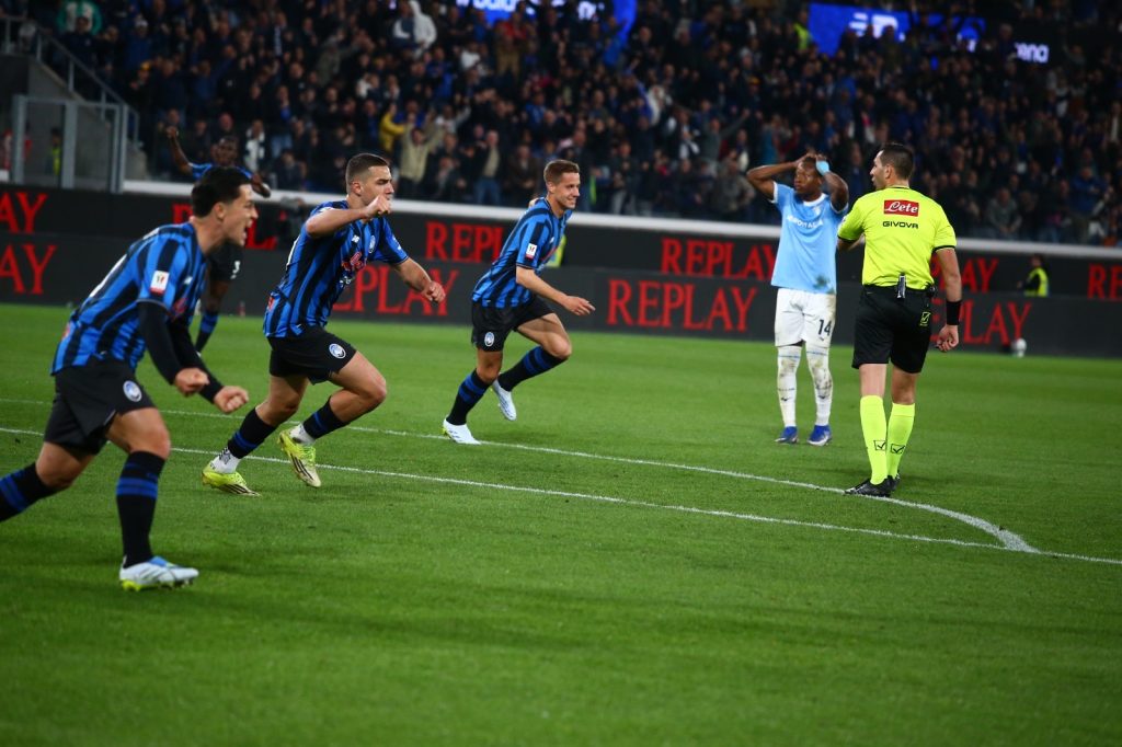 05fa989d 4aa0 4cad 96c9 4c5f40e5f425