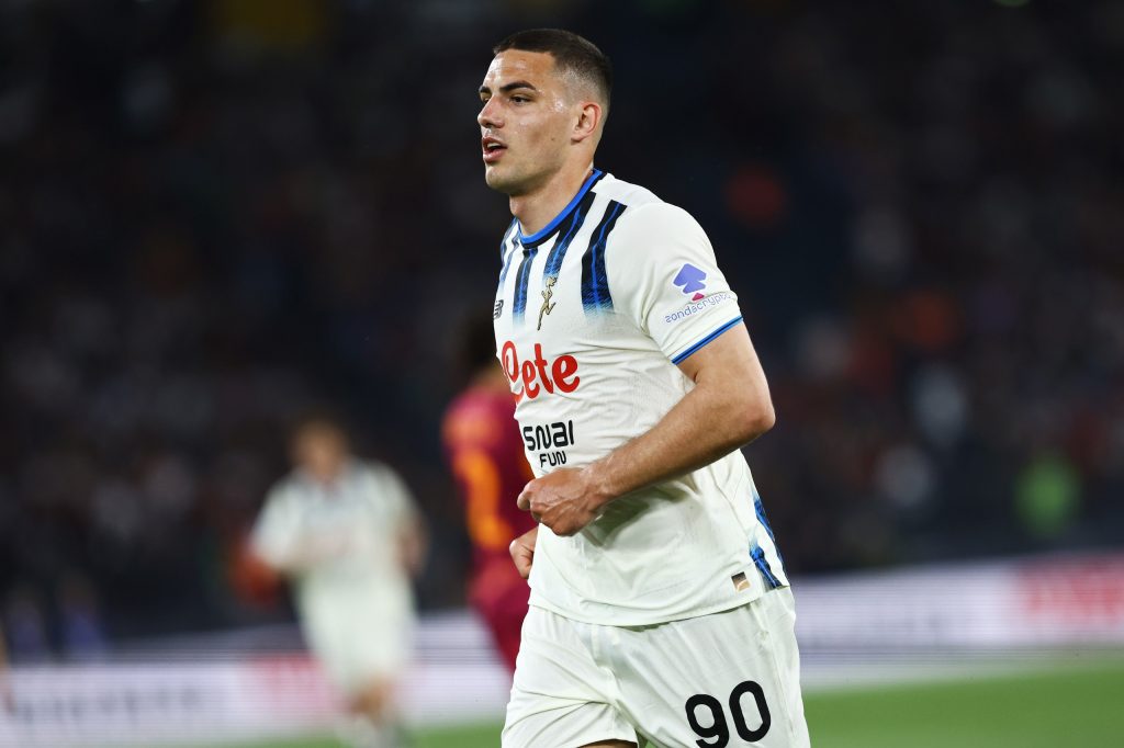 32756237 43fd 4e51 91c9 599d920eb26d