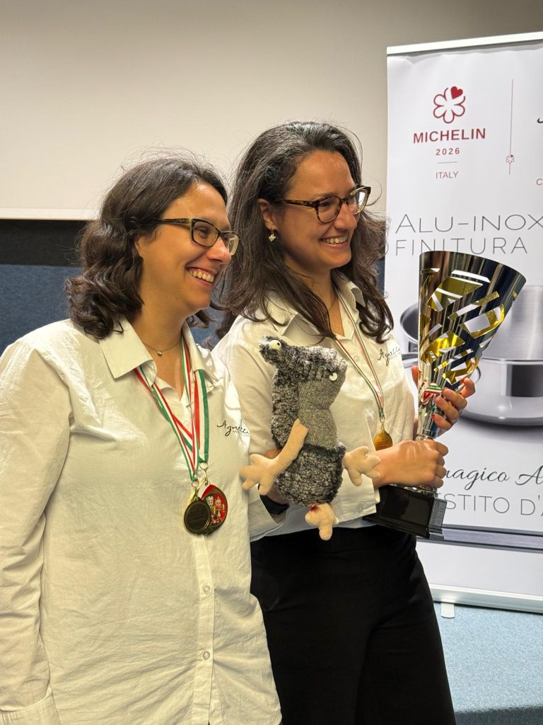 PHOTO 2026 04 27 23 01 35