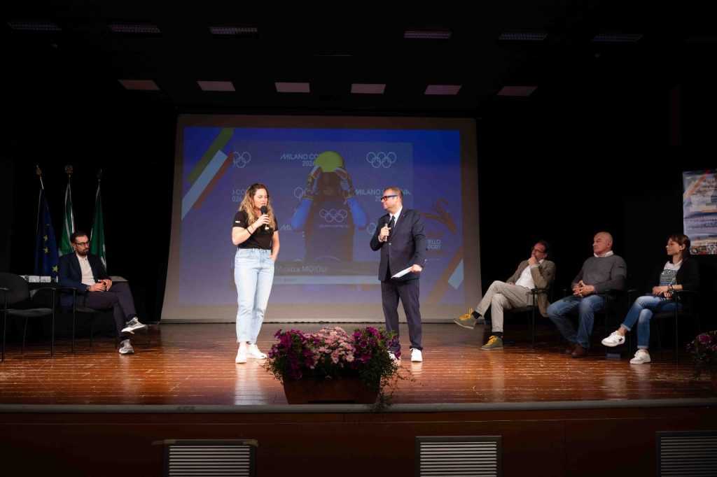 c5a21297 8ef0 49bc badc 8db3ba14c67b